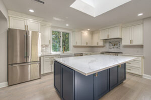 349647A0-B072-43FC-AAAC-D185BE65F893