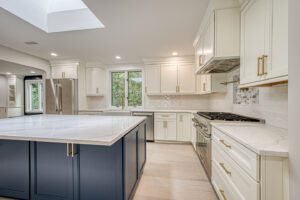 365A40DF-1FA3-4F42-A78B-16569D232031