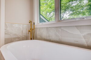 AD87C005-6230-4BAA-8573-D6FAB1DB6B33_4_5005_c