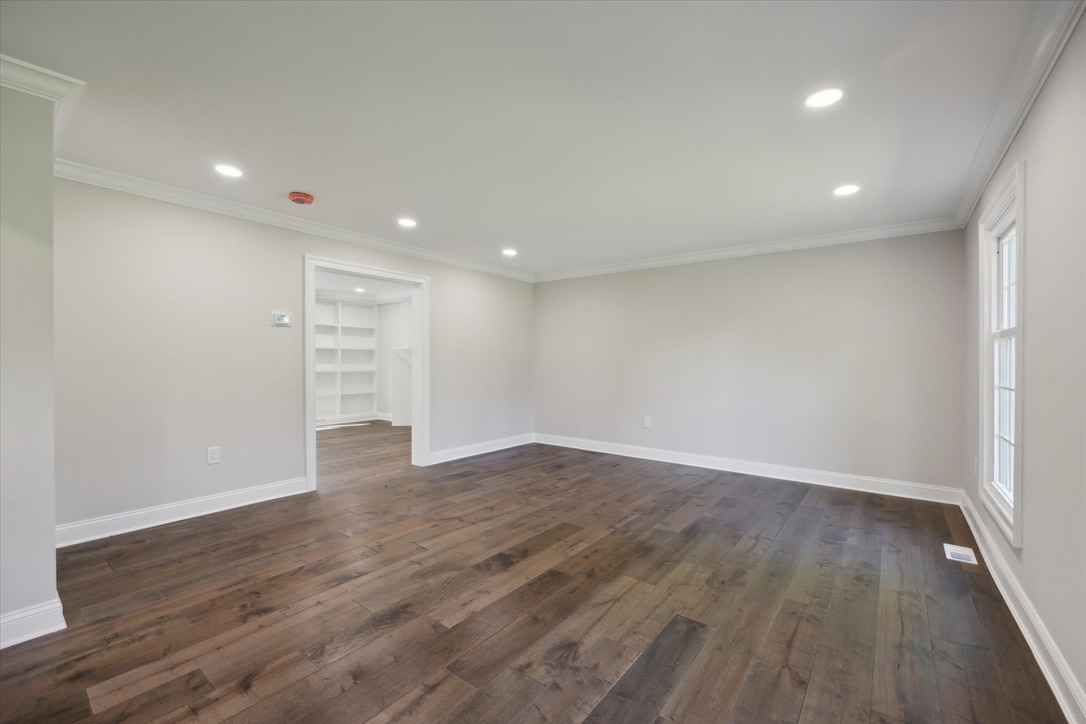 prefinishedFlooringPic2