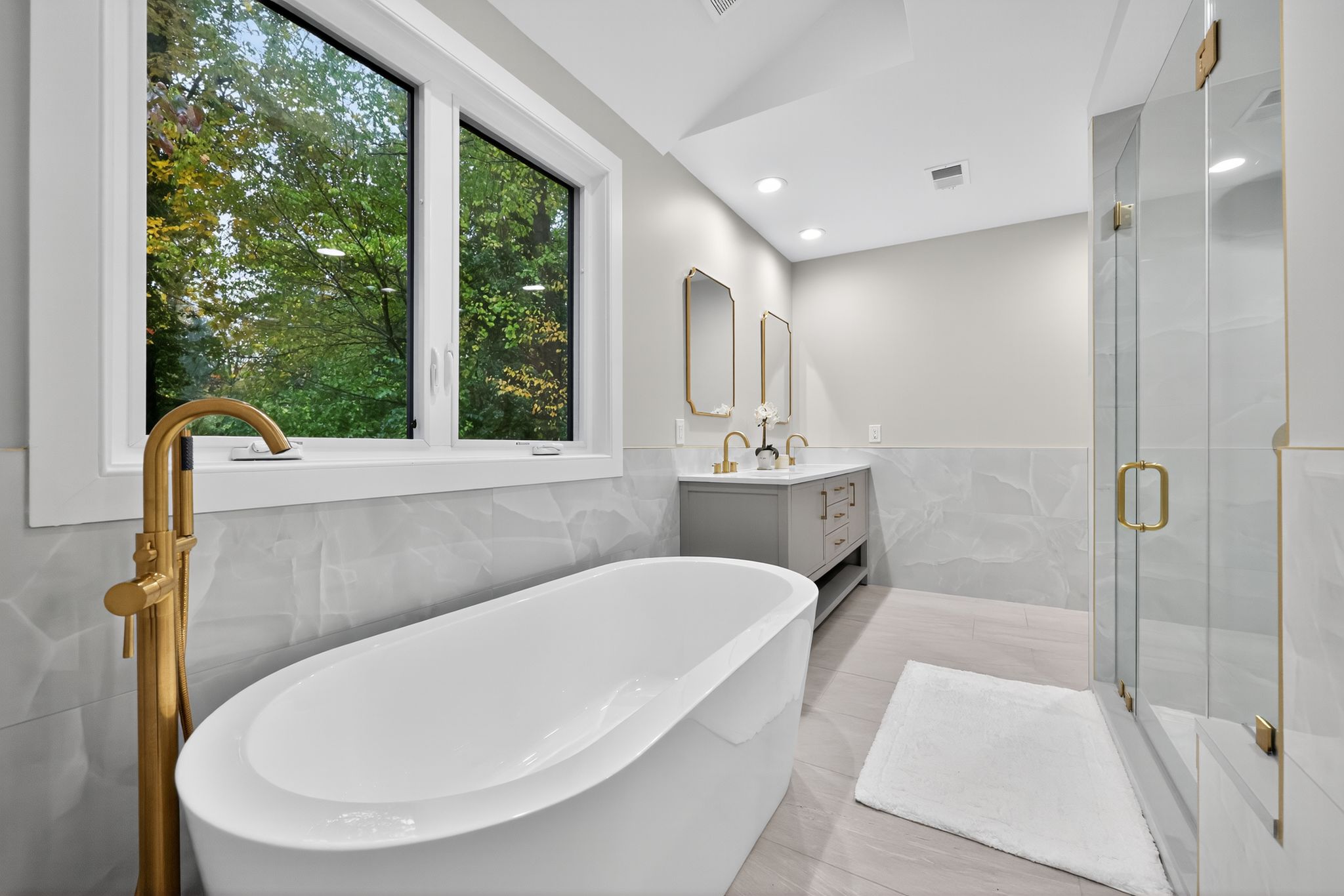 21_117_W_Possum_Hollow_Rd_Rose_Valley_PA_19086_USA-Bathroom-IMG_6553-34