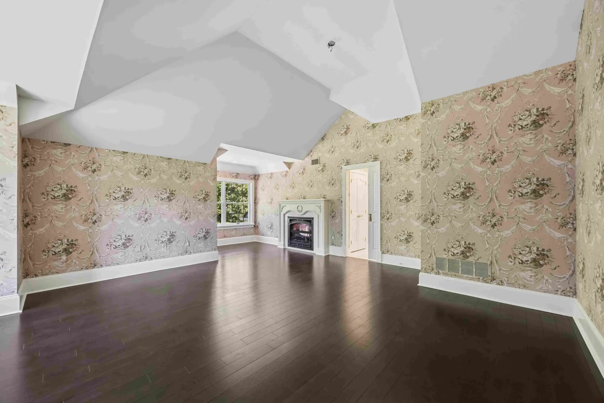 Wallpaper hanging (2)_5_11zon